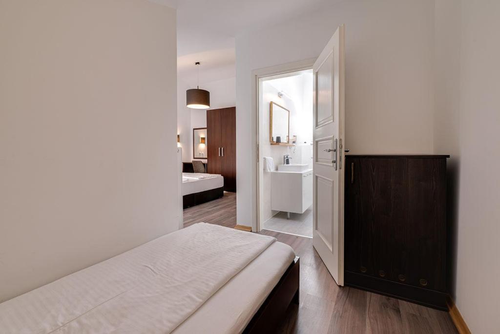Bed & Breakfast Dosen III Башка Экстерьер фото