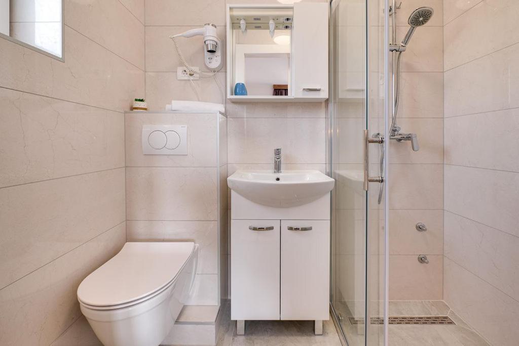 Bed & Breakfast Dosen III Башка Экстерьер фото