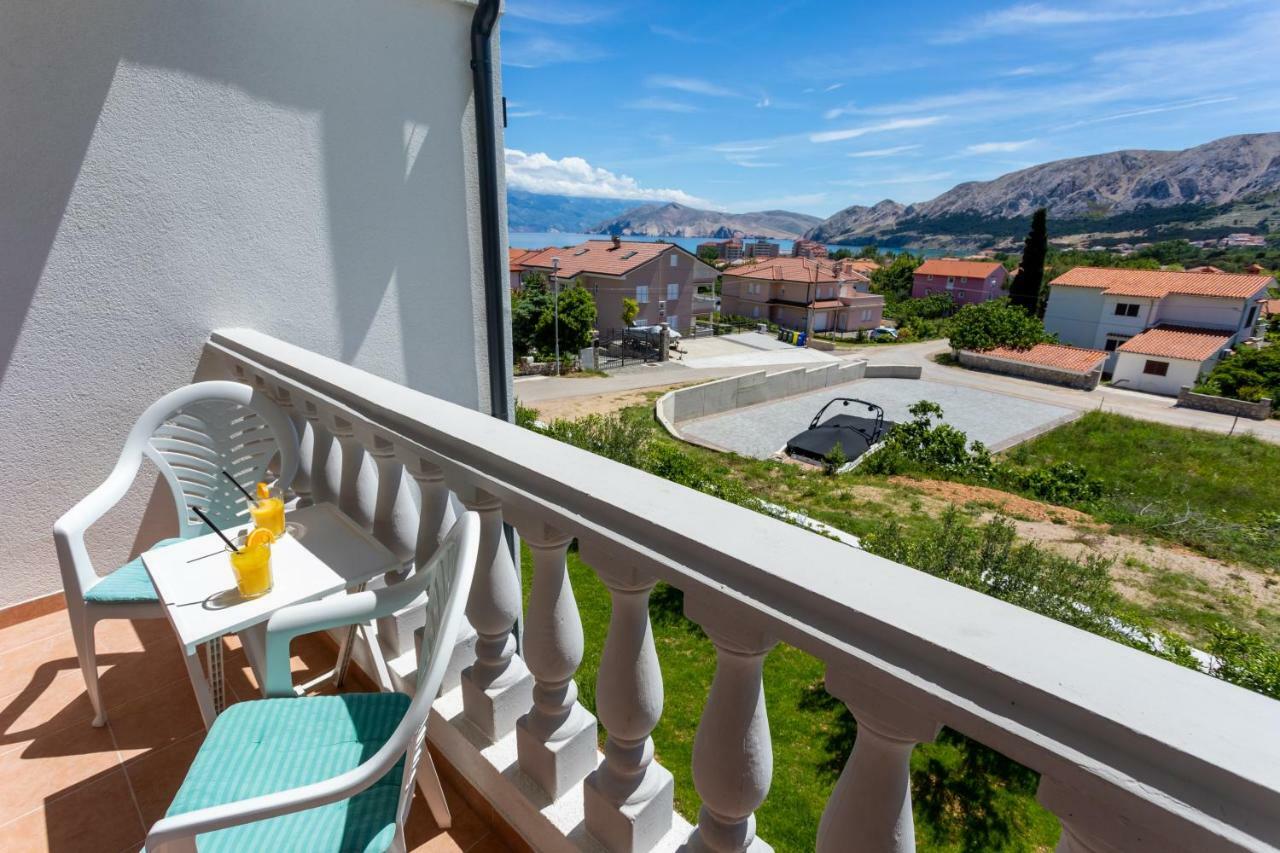 Bed & Breakfast Dosen III Башка Экстерьер фото